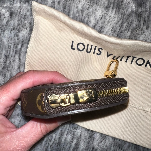 NEW LOUIS VUITTON MONOGRAM COIN WALLET ROUND MULTI POCHETTE COIN PURSE - Picture 12 of 14